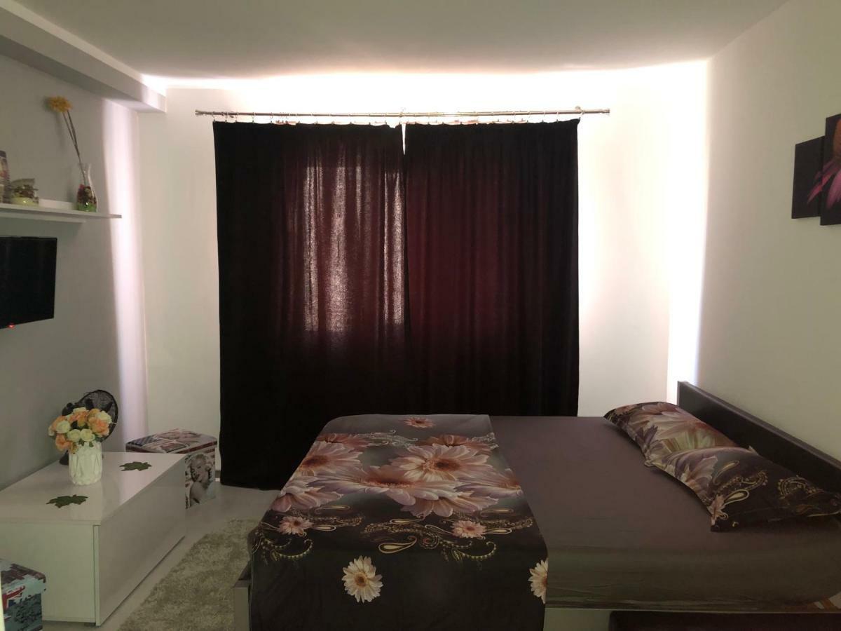 Apartament Garsoniera Aleea Trandafirilor Băile Herculane Zewnętrze zdjęcie